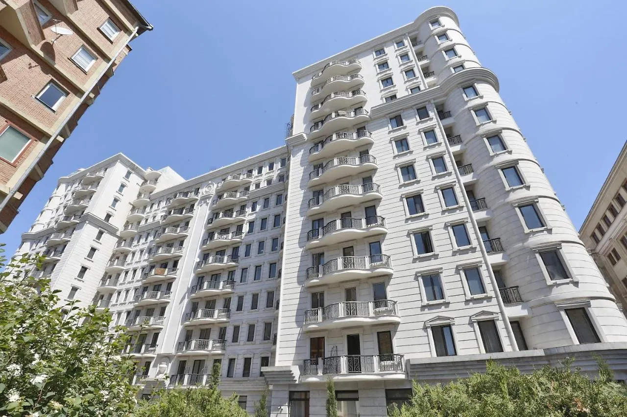 Central Cosy 5Bd-5Bath Apartment Tbilisi